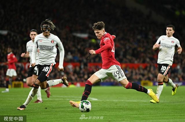 他在比赛中 他在比赛中